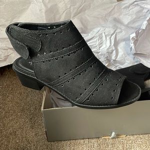 Women shoes